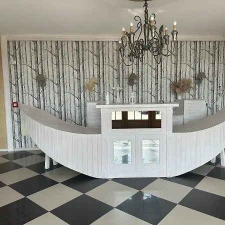 Krzewi Rog ベッド・アンド・ブレックファスト Garcz